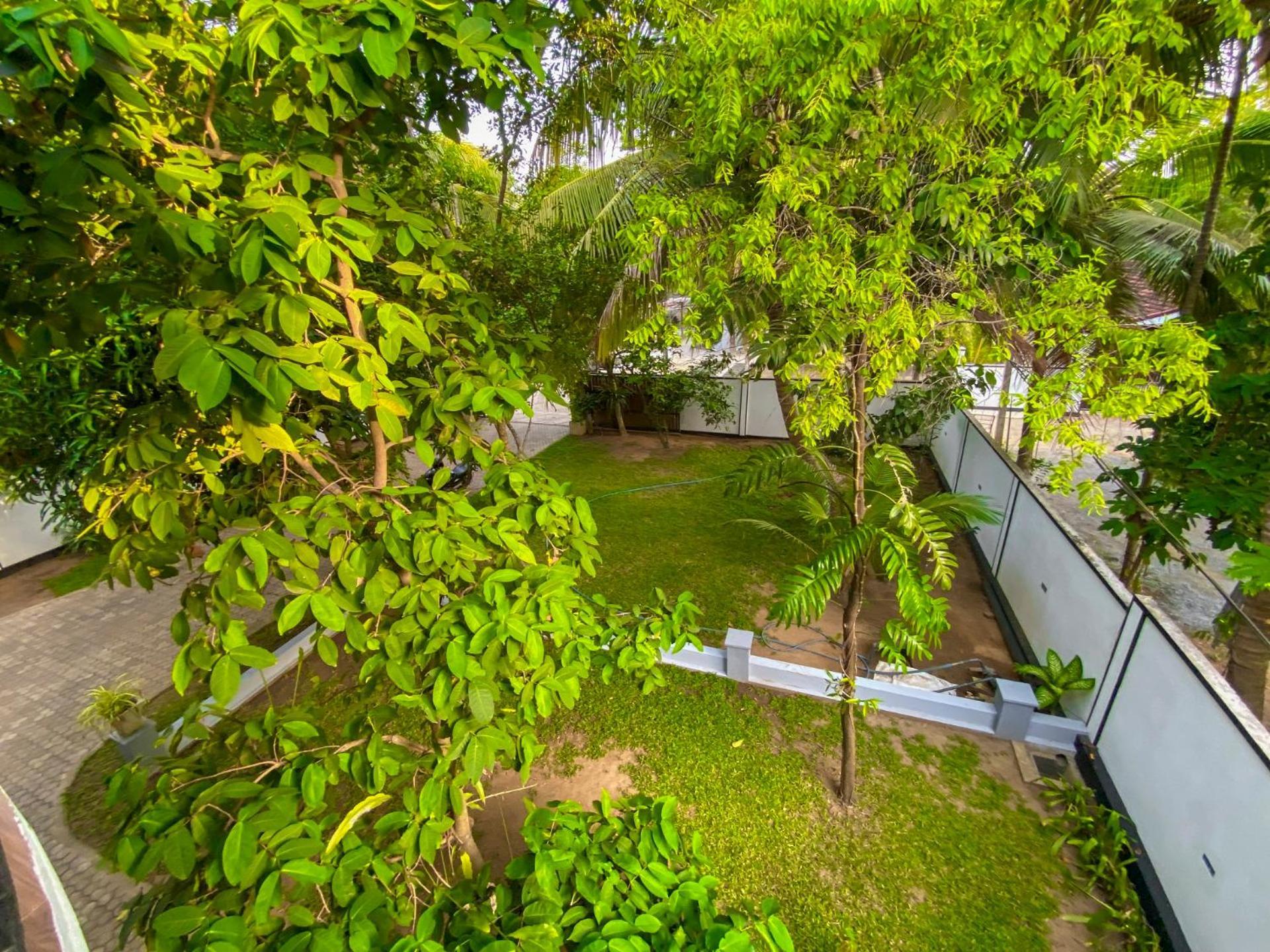 Yala Safari Green Home Stay Tissamaharama Exterior photo