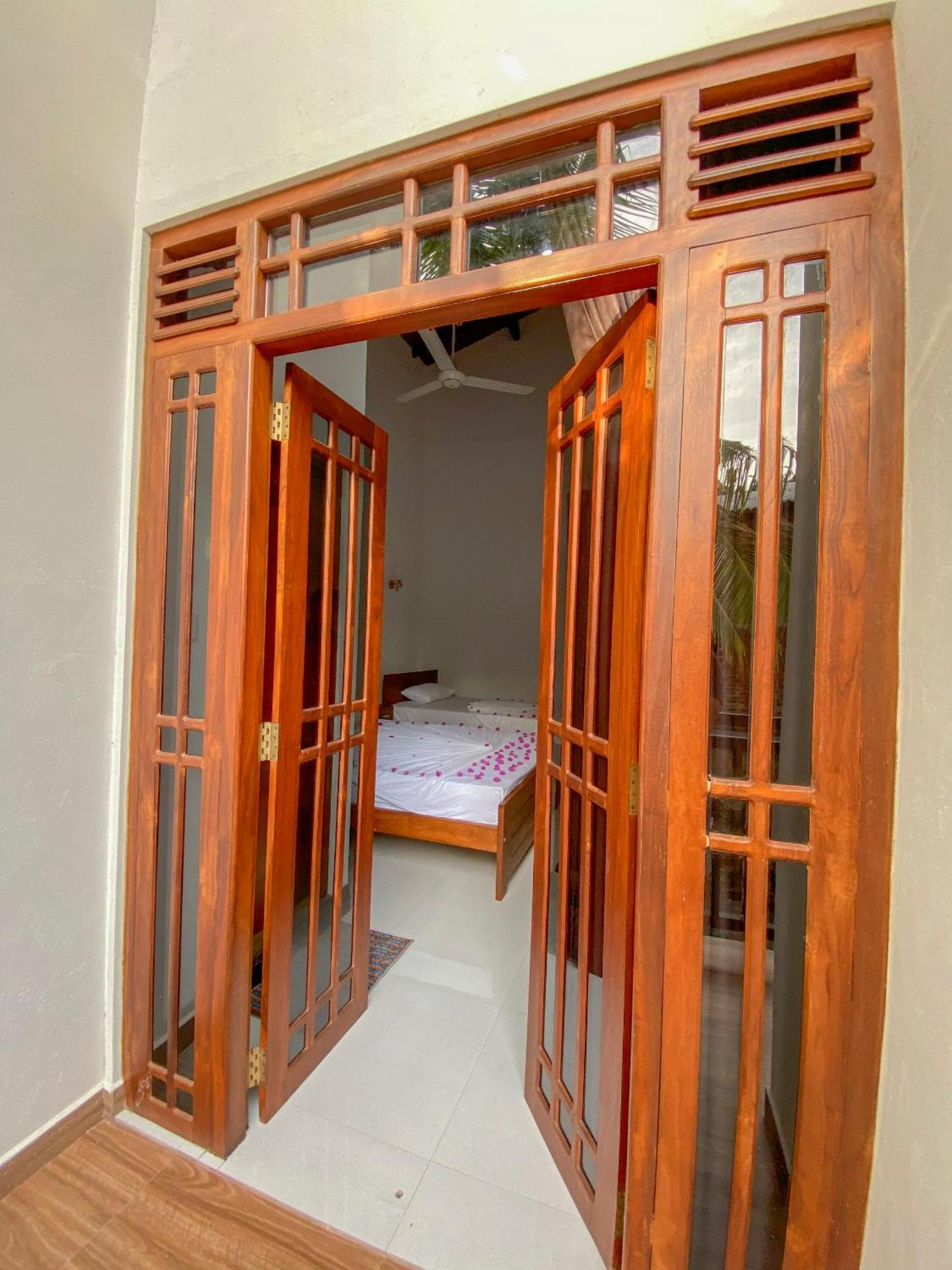 Yala Safari Green Home Stay Tissamaharama Exterior photo