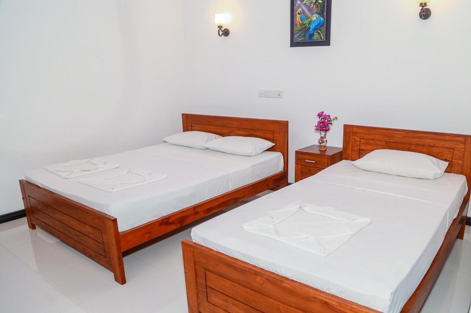 Yala Safari Green Home Stay Tissamaharama Exterior photo