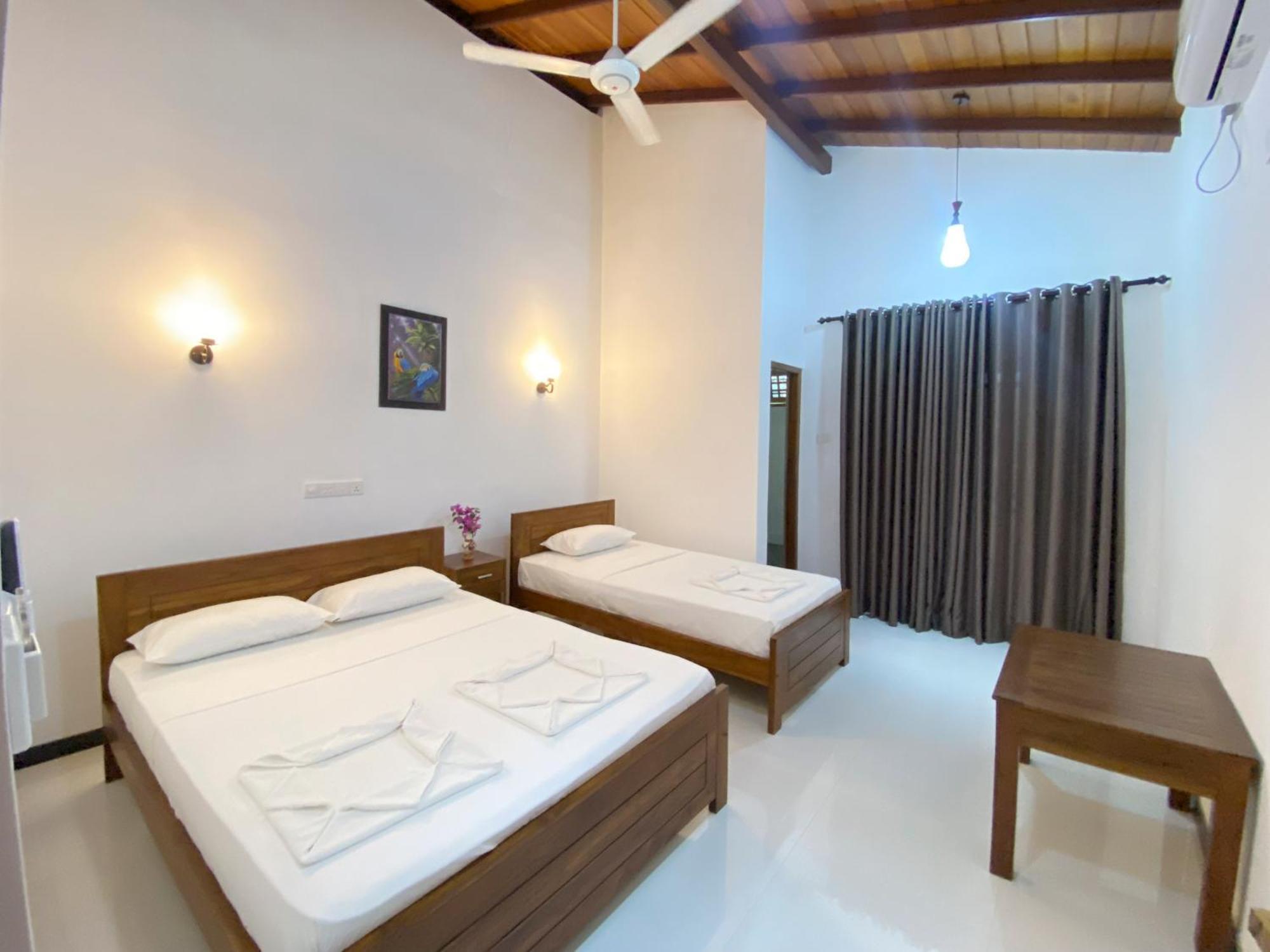 Yala Safari Green Home Stay Tissamaharama Exterior photo
